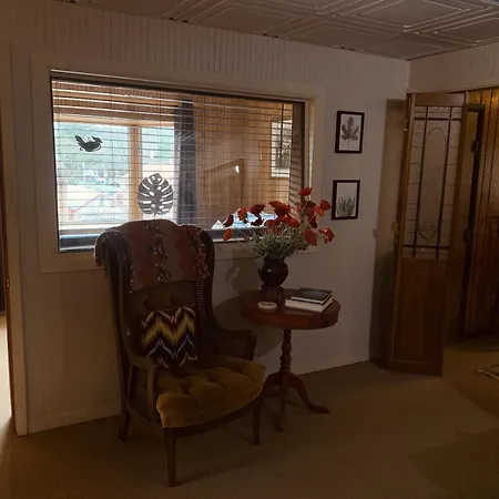 The Iris Garden Downtown Cottages And Suites Nashville Room photo