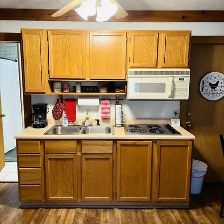 The Iris Garden Downtown Cottages And Suites Nashville Room photo
