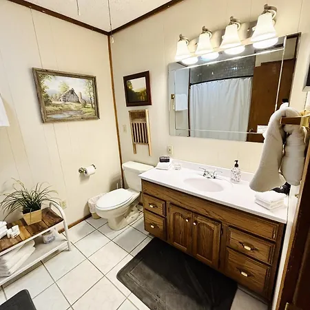 The Iris Garden Downtown Cottages And Suites Nashville Room photo